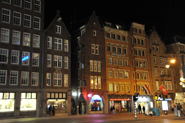 Damrak, Amsterdam at night