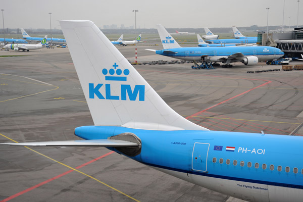 KLM A330 (PH-AOI) at AMS Schiphol Airport