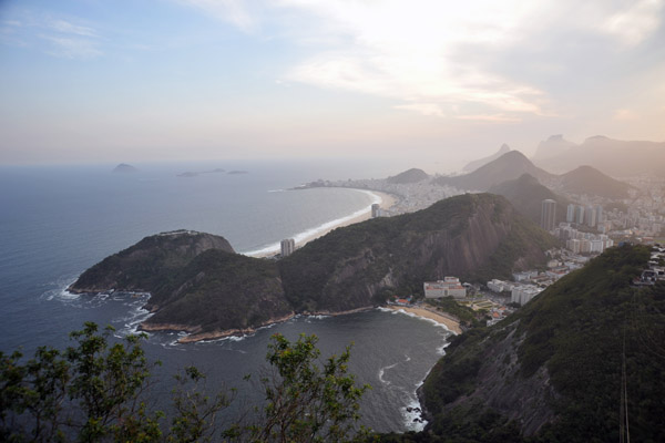 Morro do Uribu separates Copacabana from central Rio de Janeiro
