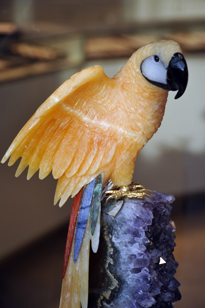 Parrot carved from semi-precious stone