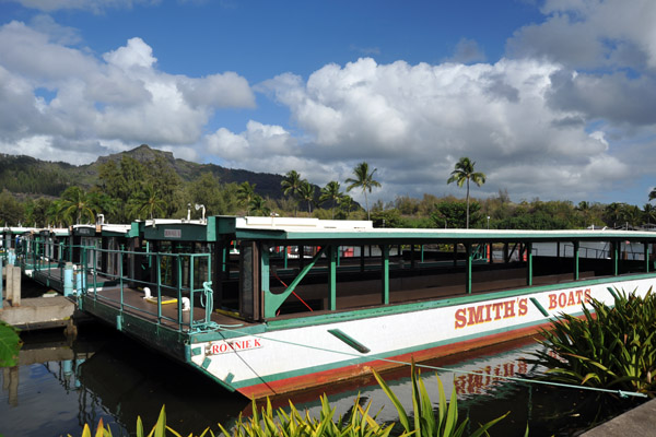 Smith's Boats - Cruises to the Fern Grotto on the Wailua River