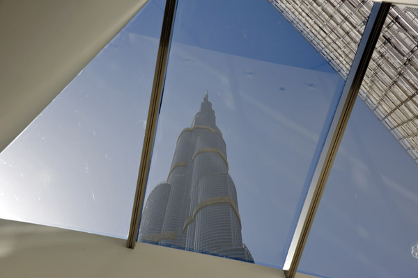 Burj Khalifa has 163 usable floor