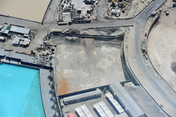 Partial excavation for a suspended tower in Downtown Dubai