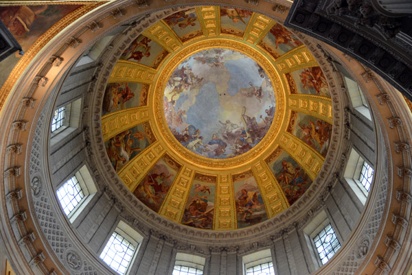 Napolon's tomb took 20 years to complete and was finished in 1861