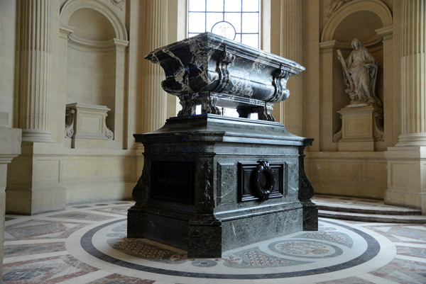 L'glise du Dme contains the tombs of many other notables, including Joseph, Napoleon's brother (1768-1844), King of Spain