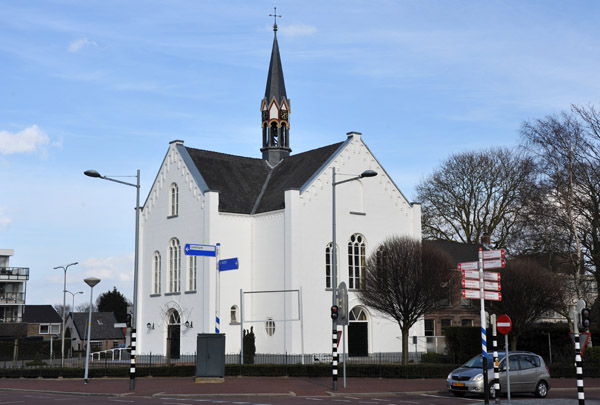 Witte Kerk, Hoofdweg Oostzilde, Nieuw-Vennep