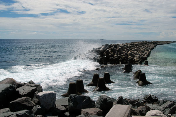 Breakwater on the south side of Male'