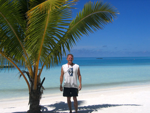 Richard flew half way around the world to spend 2 days in the Maldives (and a short time in Dubai)