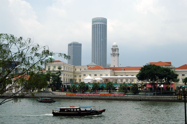 Towers of Raffles City in front of the Asian Civilizations Museum