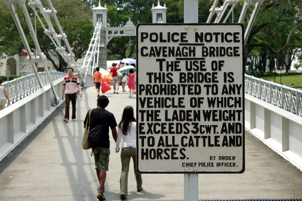 Police Notice - No Cattle or Horses on the Cavenagh Bridge