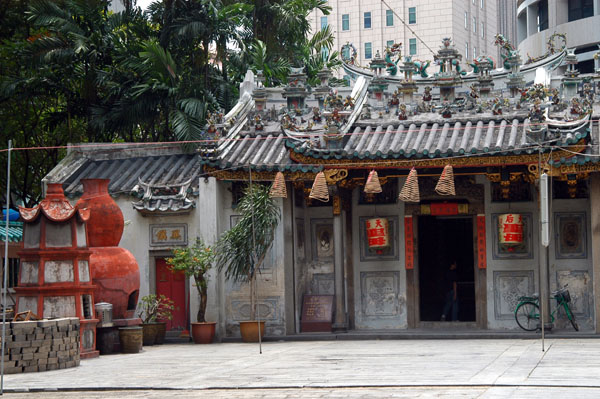 Wak Hai Cheng Bio Temple, Singapore