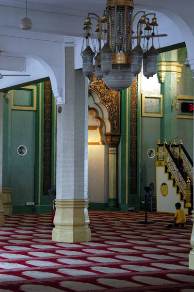 Inside Sultan Mosque