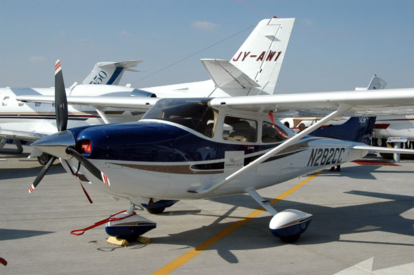 New Cessna 182 - N282CC