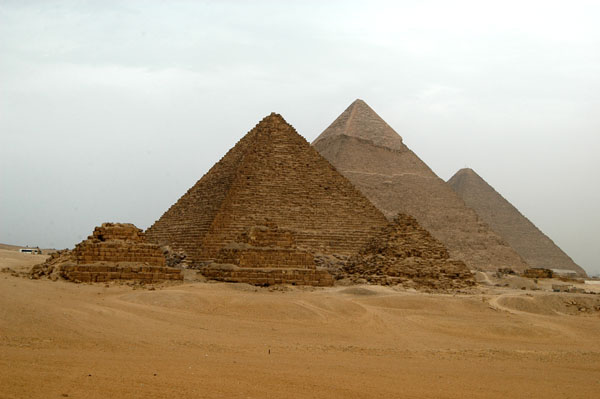 Distant view of the whole Pyramids of Giza complex