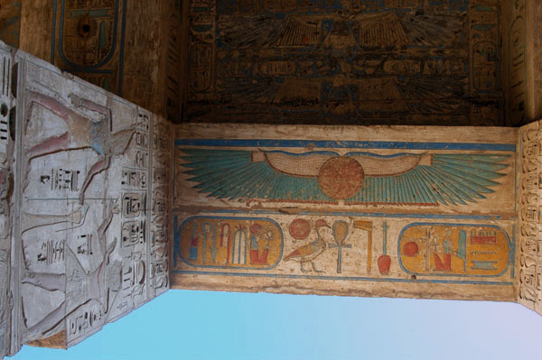 Gateway from the Second to the Great Hyposyle Hall with the vulture-protector Nekhbet and the cartouches of Ramses III