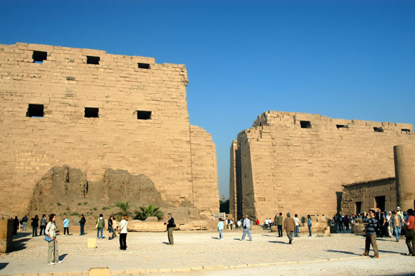 Great Court and First Pylon, Karnak