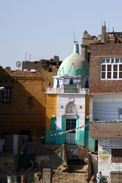 Small mosque, Isna