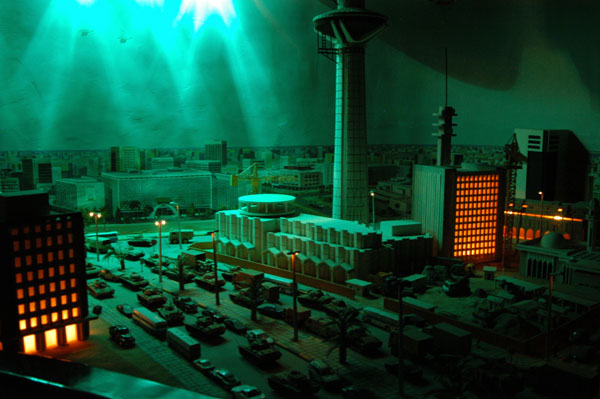 The Gulf War is described in a series of dioramas accompanied by sound and light