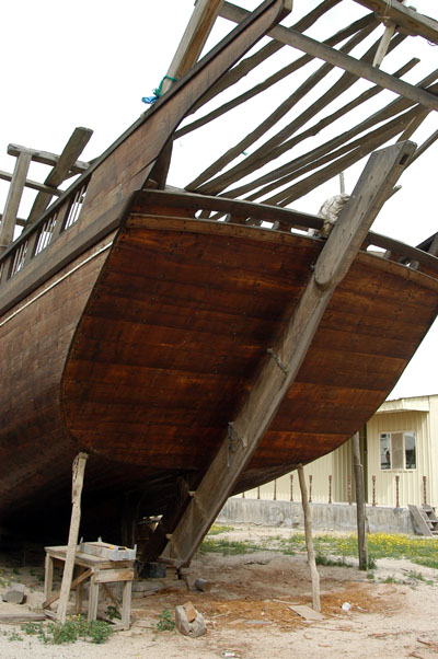 The Sailing Ship Exhibition listed in the old Lonely Planet has moved from Doha Village to Al-Salmiya