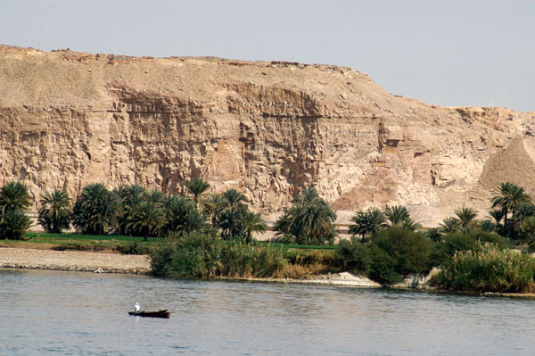 Bluff approaching Aswan