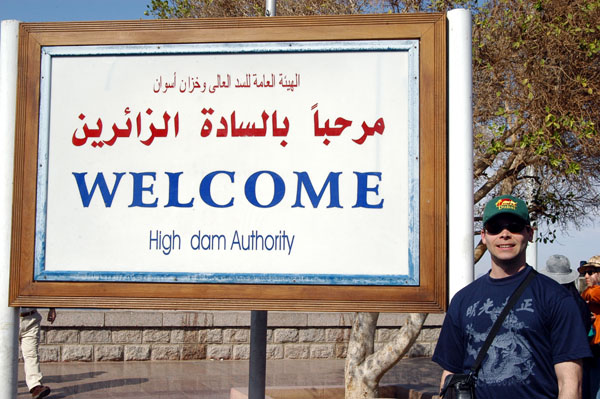 Roy being welcomed to the Aswan High Dam