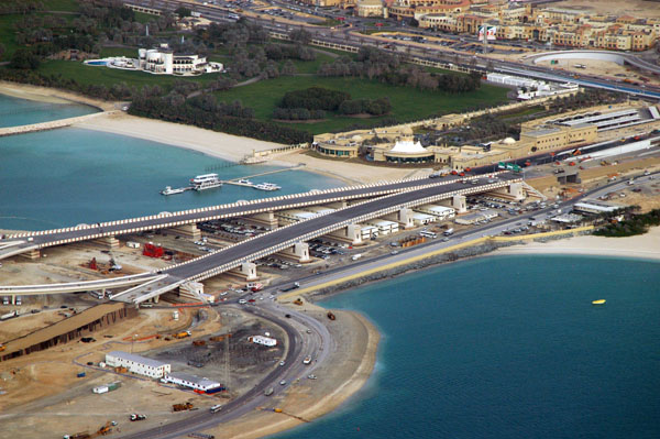 Palm Jumeirah Feb06 bridges