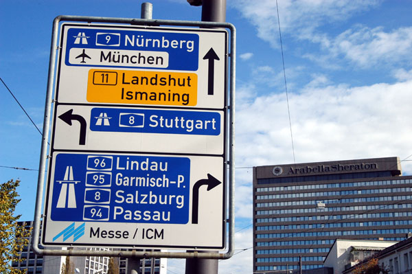 Autobahn signs, Munich