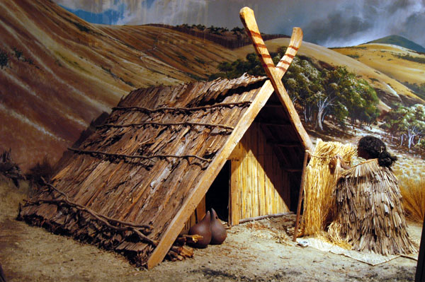 Primitive early Maori shelter, Canterbury Museum