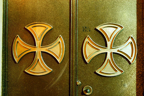 Crosses on doors, Nazar Street, in the Armenian Quarter of Jolfa