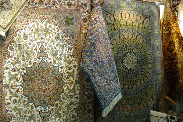 Persian carpets, Isfahan bazaar