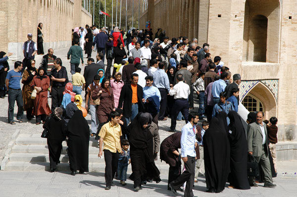 Iranian New Years day 2, Khanju Bridge