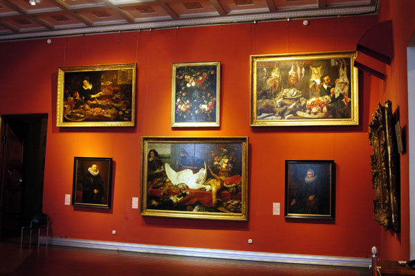 One of the painting galleries on the main floor of the Pushkin Museum