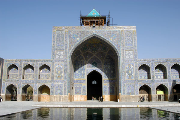 West iwan and ablutions pool, Imam Mosque