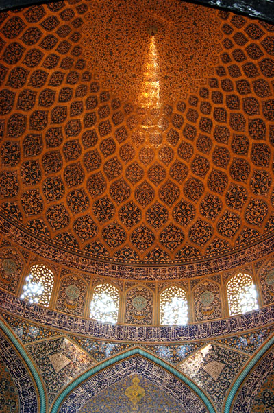 Interior dome, Sheikh Lotfollah Mosque