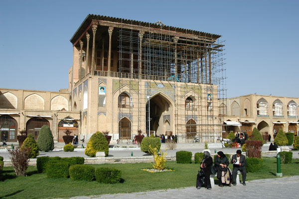 Ali Qapu Palace on the west side of Imam Square