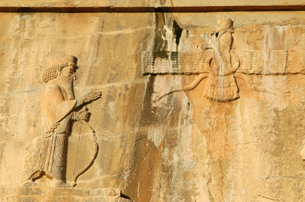 Zoroastrian symbols on the Tomb of Artaxerxes II