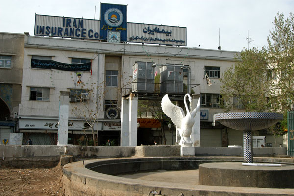 Square off 15 Khordad Avenue by the Tehran Bazaar