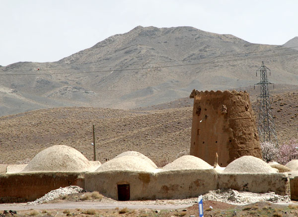 Village with a watchtower on the Isfahan-Naein highway