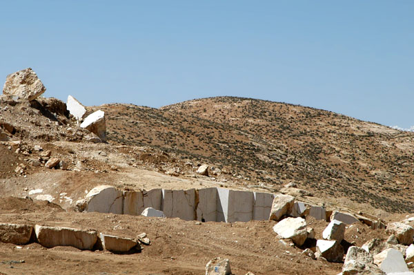 Marble quarry south of Abadeh