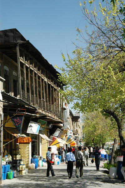 Shops along the N side of the citadel