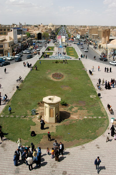 Popular square in front of the Amir Chakhmaq