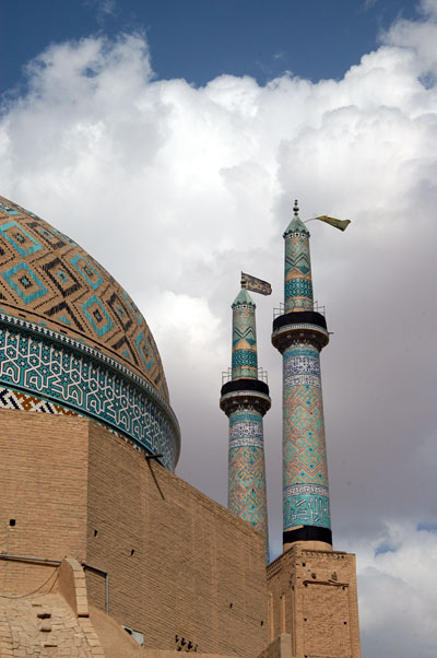 Main dome and minarets, Jameh Mosque