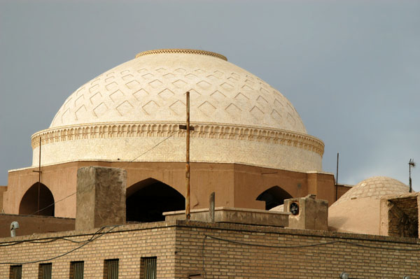 Dome over an intersection in the bazaar of Yazd