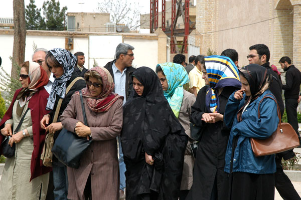 Iranian tourists visiting the Zoroastrian Fire Temple during No Ruz