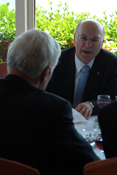 The Governor General at lunch
