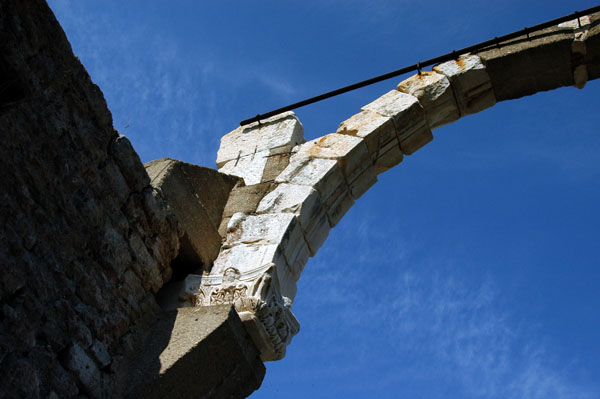 Arch of the Pollio Fountain (Fountain of Domitian 93 AD)