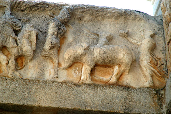 Elephant, Temple of Hadrian