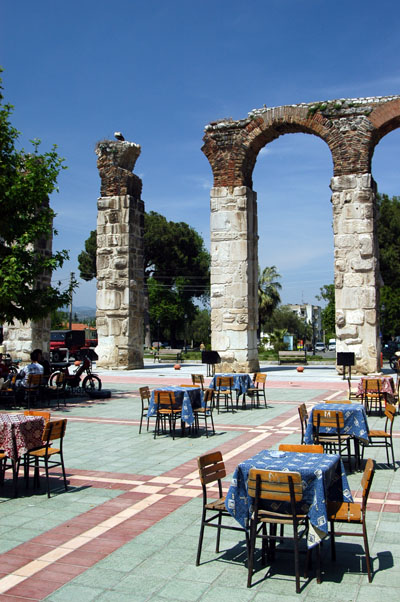 Cafs near the old aqueduct