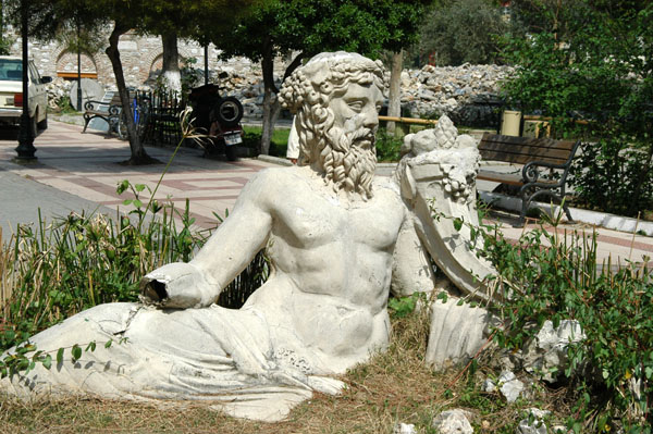 Statue near the Ephesus Museum, Seluk