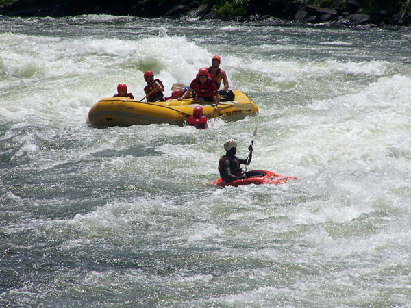 The last big rapid. This time, only Desi departs the raft